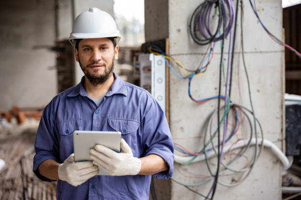 Best Licensed Electrician  in Holdenville, OK